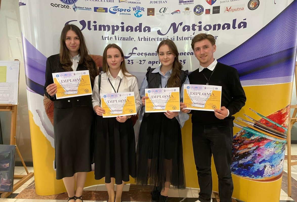 Distincții pentru seminariștii de la Mănăstirea Neamț 330006