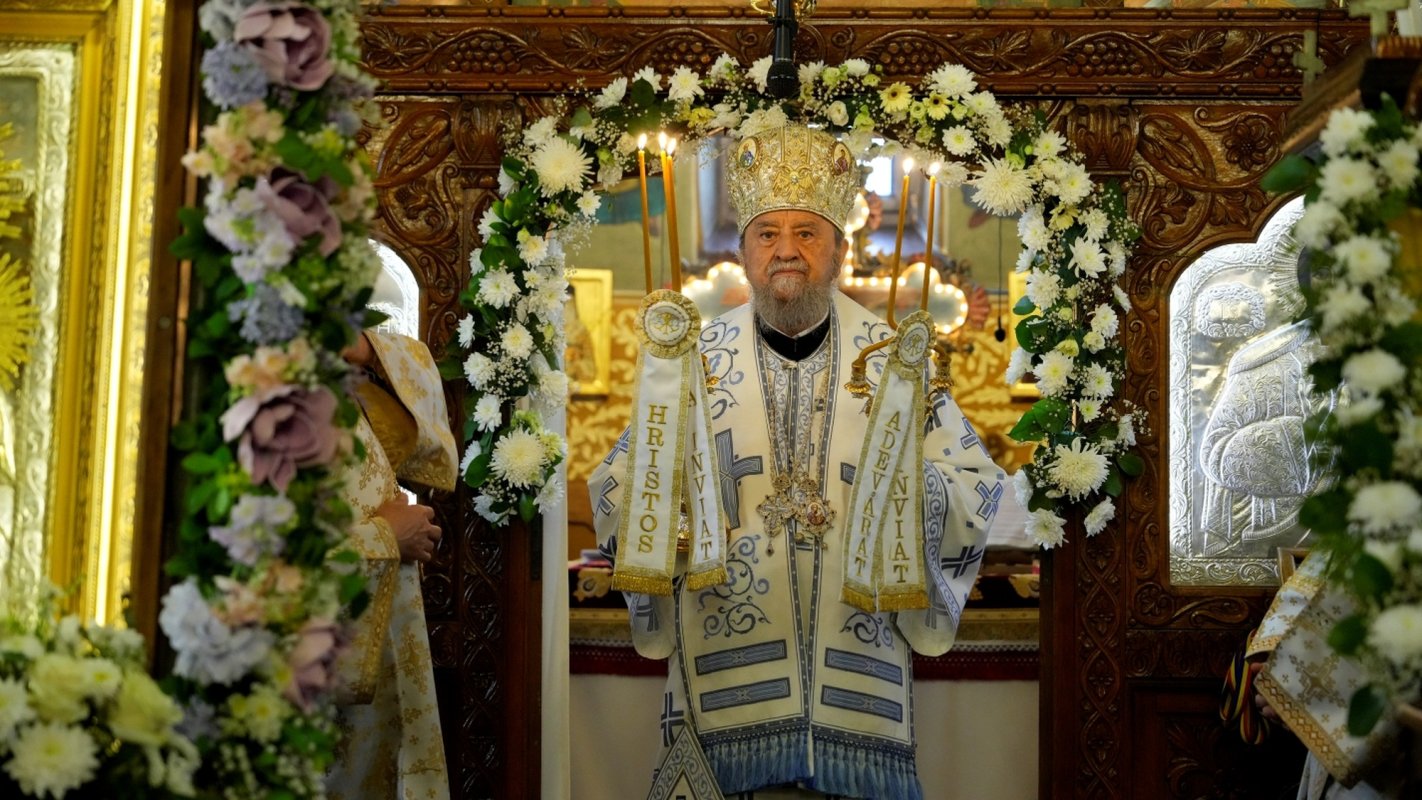 Liturghie arhierească în Duminica a 2-a după Paşti la Braşov 329979