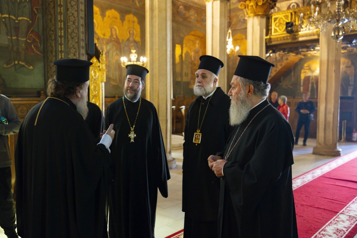 Oaspeți greci în vizită la Patriarhia Română 330032
