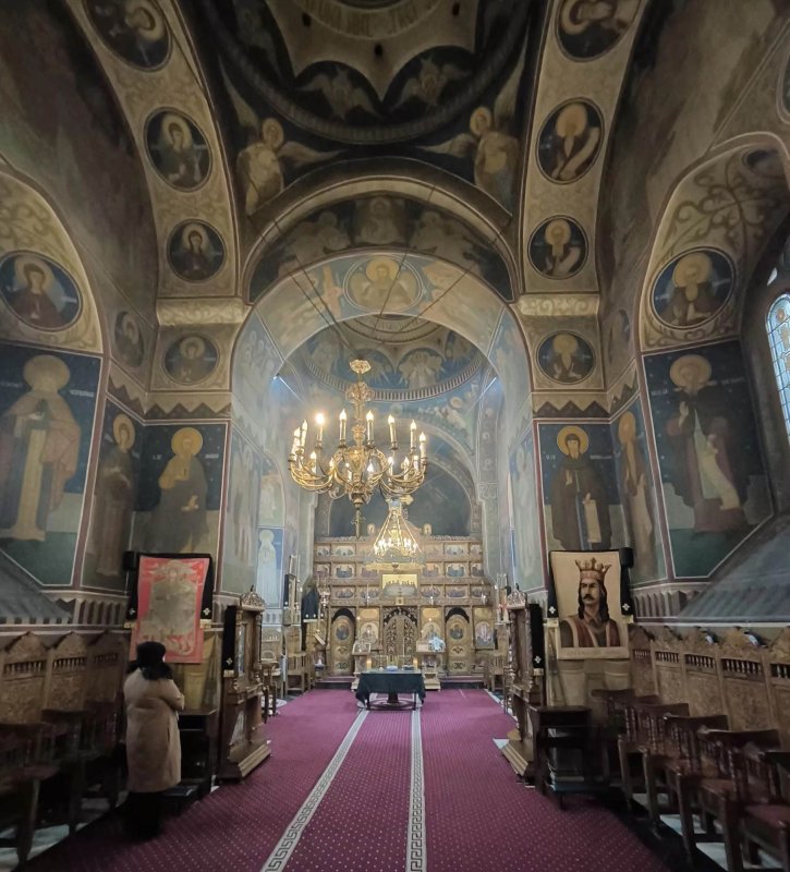 Ion Grigore, pictorul bisericilor blânde 330151