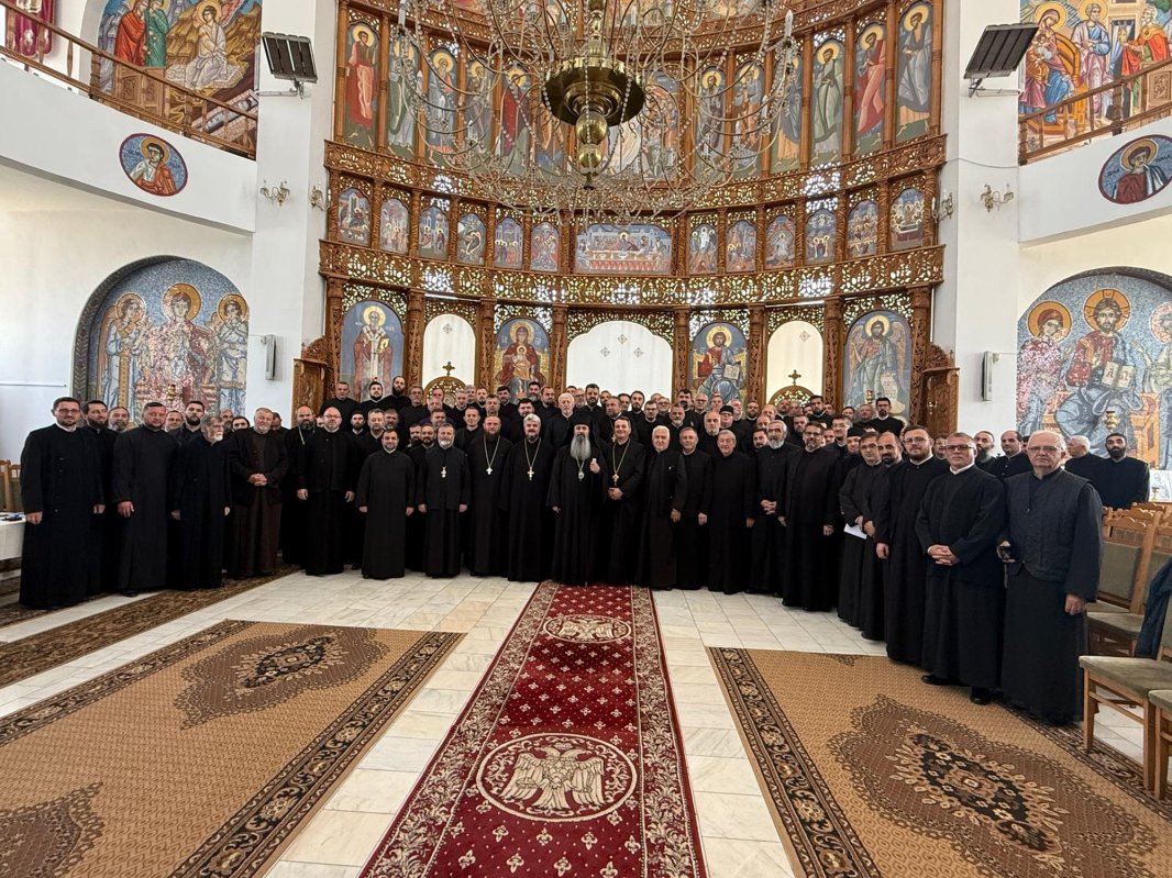 Tematica Anului omagial discutată de clerici la Lugoj 330220