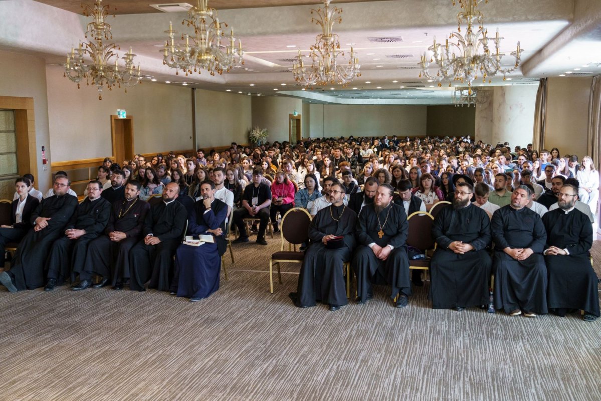 Întâlnirea anuală a tinerilor din protopopiatele ieșene 330416