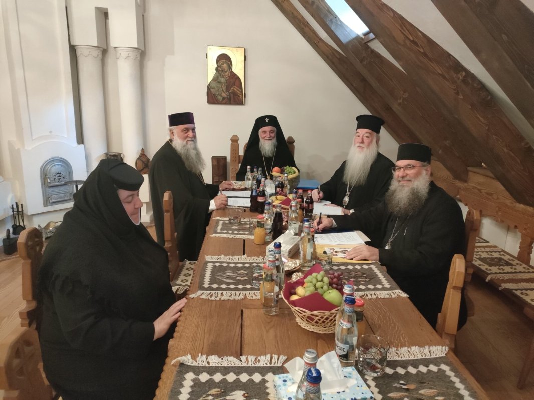 Sfântul Cuvios Irodion cinstit la Mănăstirea Lainici din Gorj 330595