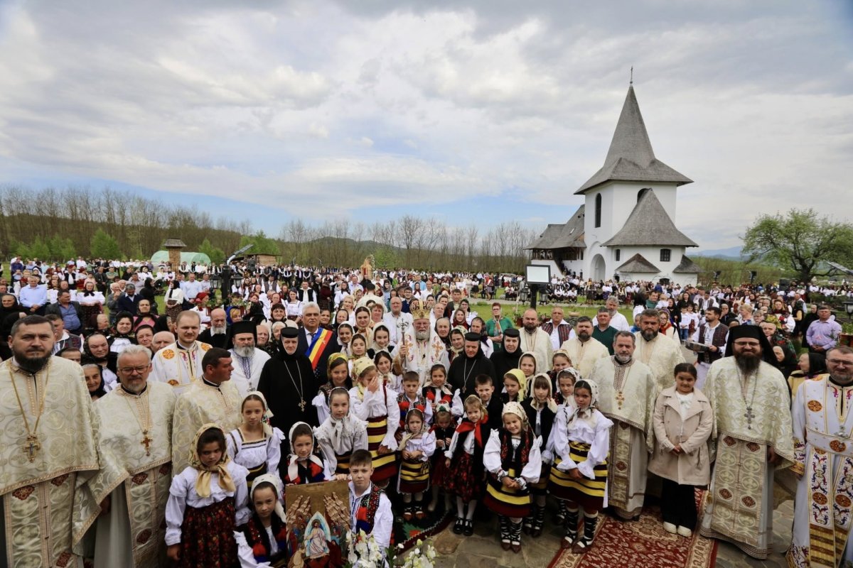 Hramul Mănăstirii Ieud, Maramureş 330521