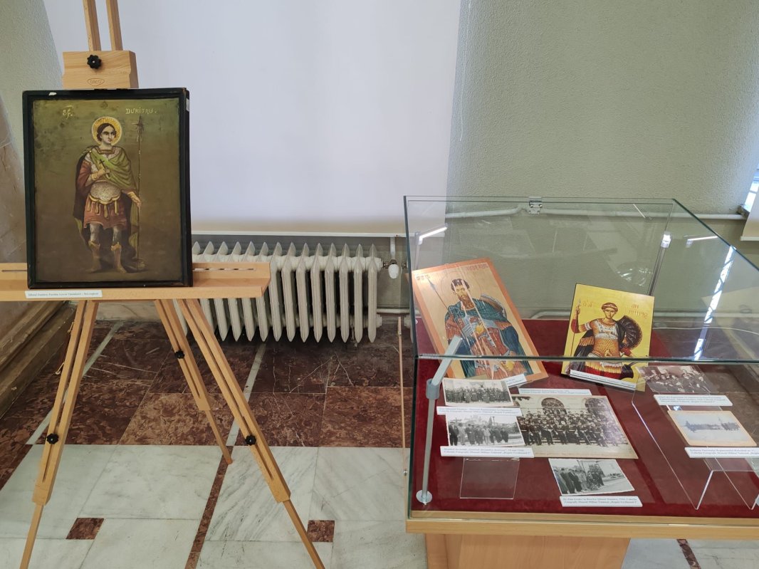 Expoziție dedicată sfinților militari  330608