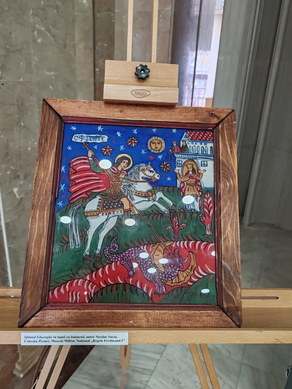 Expoziție dedicată sfinților militari  330610