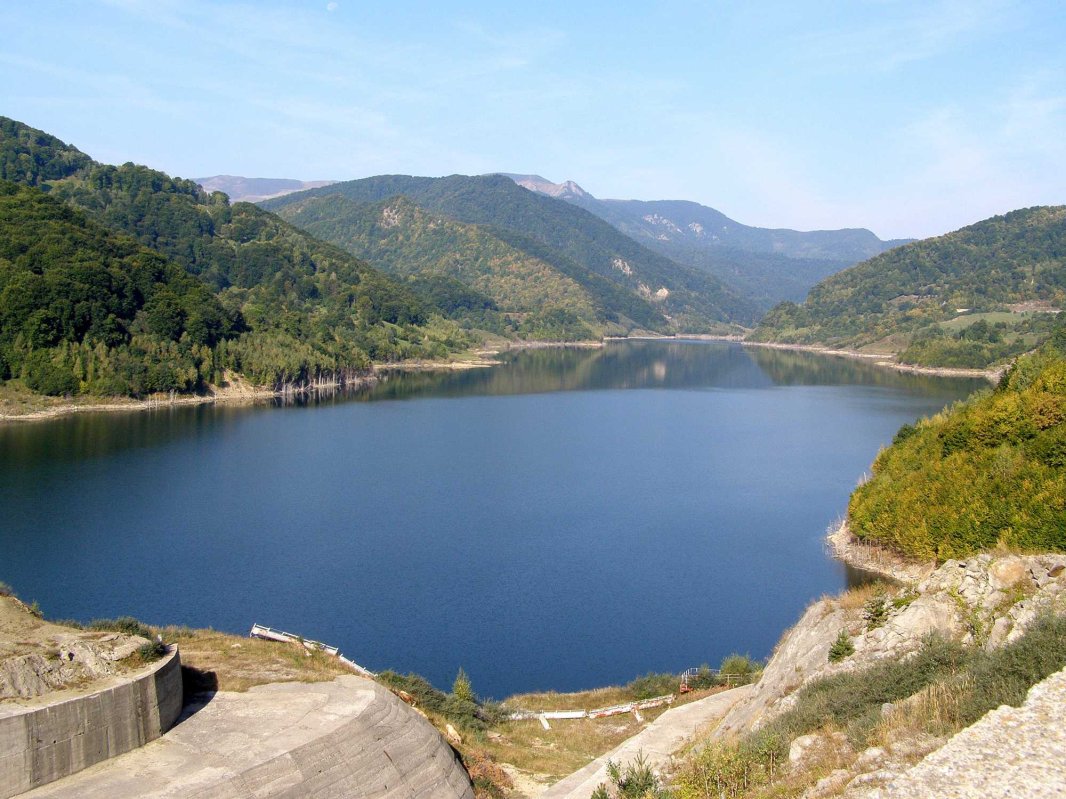 A crescut rezerva de apă 330711