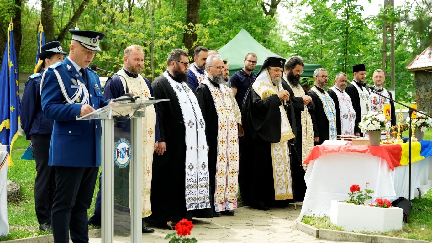 Binecuvântare arhierească pentru jandarmii Grupării „Burebista” din Braşov 330728