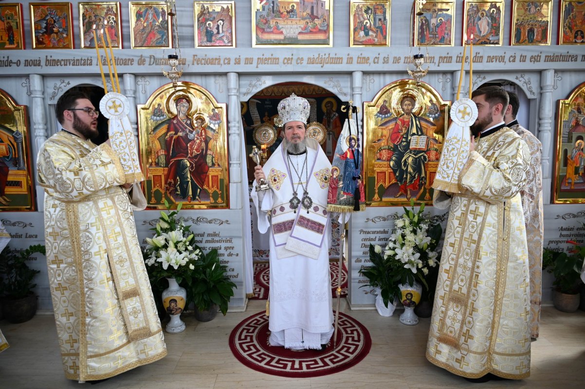 Duminica Femeilor Mironosiţe la Palota, Episcopia Oradiei 330736