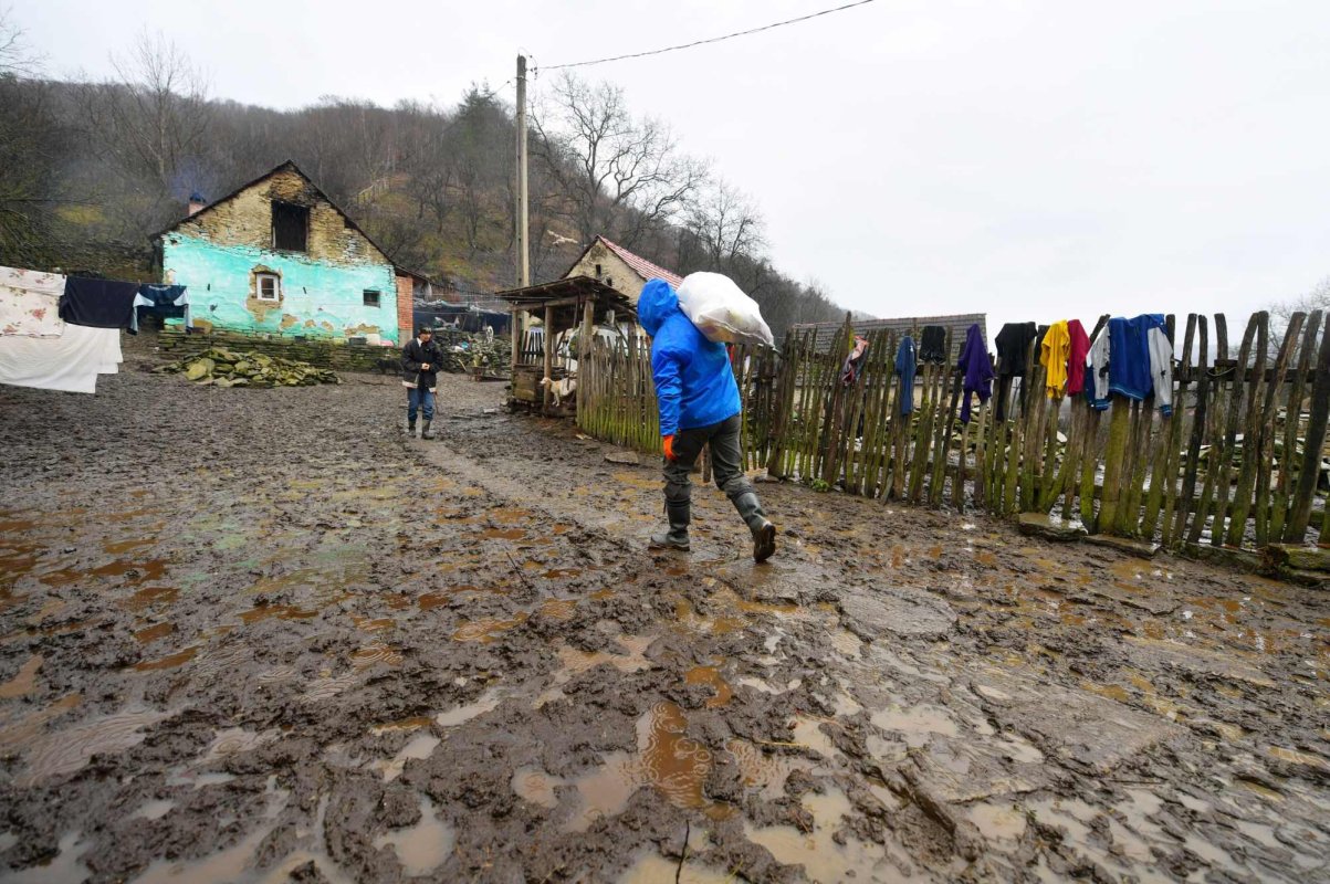 România, Bulgaria și Grecia, cele mai mari rate ale sărăciei în UE 330707