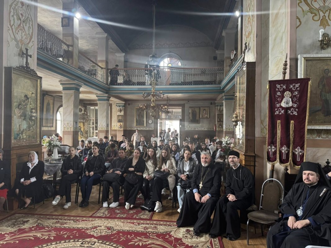 Bucurie și binecuvântare la Parohia „Sfânta Cuvioasă Parascheva” din Strășeni 330849