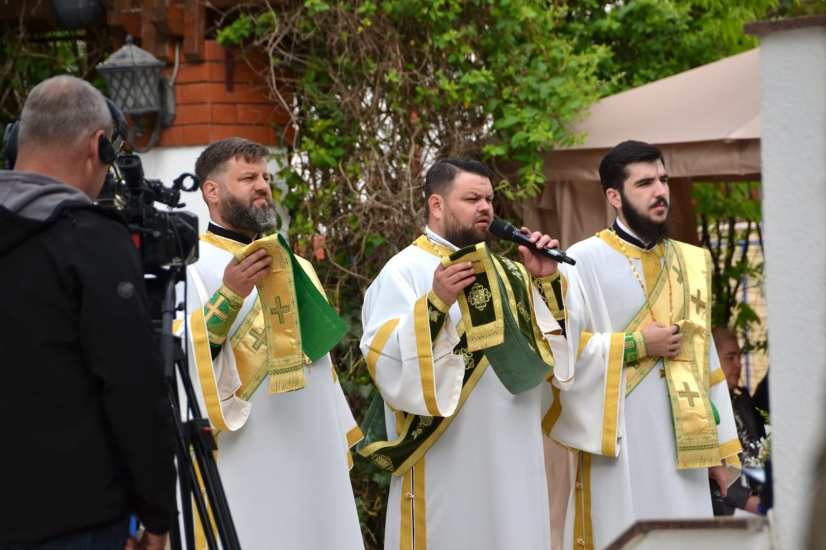 Moaștele Sfintei Elena au părăsit Mănăstirea Pantocrator 330913