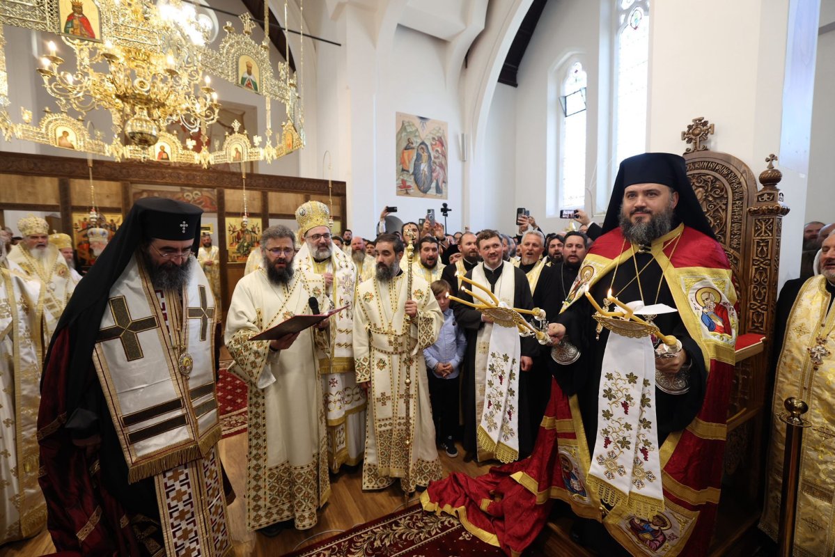 „Părinte, păstor și stâlp al credinței și unității românilor din Regatul Unit al Marii Britanii și Irlandei de Nord” 330977