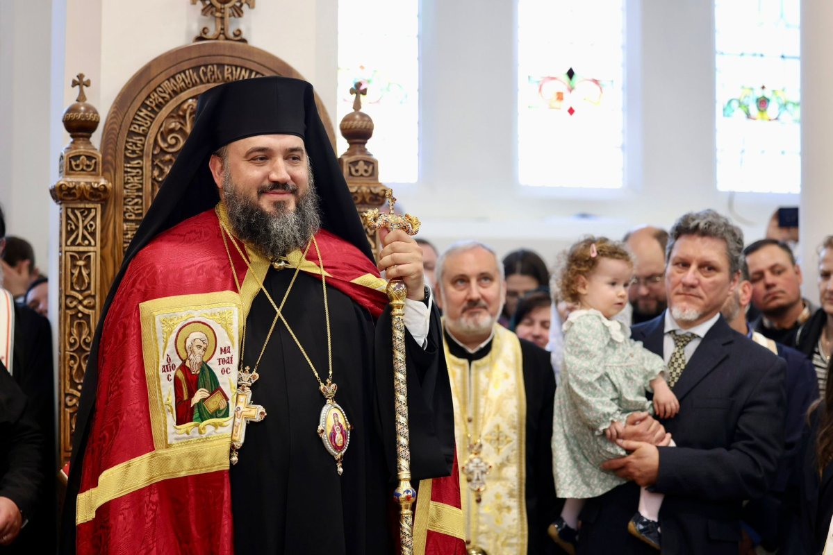 „Părinte, păstor și stâlp al credinței și unității românilor din Regatul Unit al Marii Britanii și Irlandei de Nord” 330982