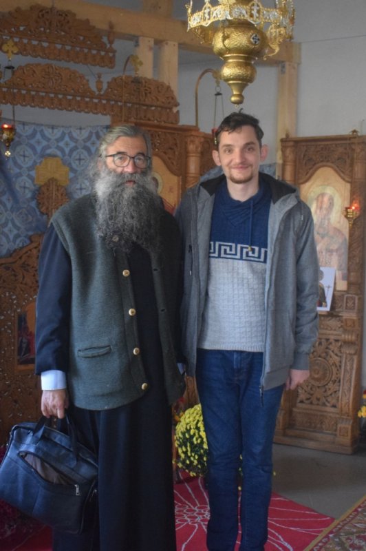 Slujirea aproapelui, o luptă pentru viaţă la Valea Plopului 330402