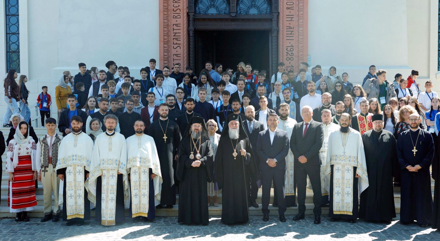 Întâlnirea Tinerilor Ortodocși din Oltenia a avut loc la Craiova 331220