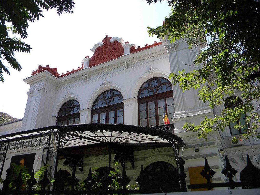 Povestea unei clădiri emblematice a Bucureștilor 331027