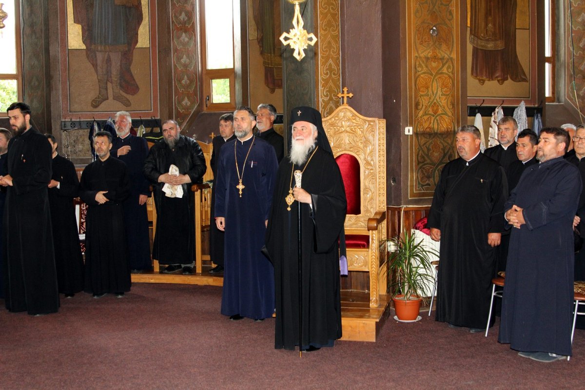 Conferința preoțească de primăvară în Protoieria Băilești 331383