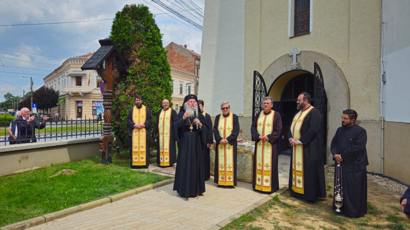 Înnoire și binecuvântare la Parohia Iosefin din Timișoara 331321