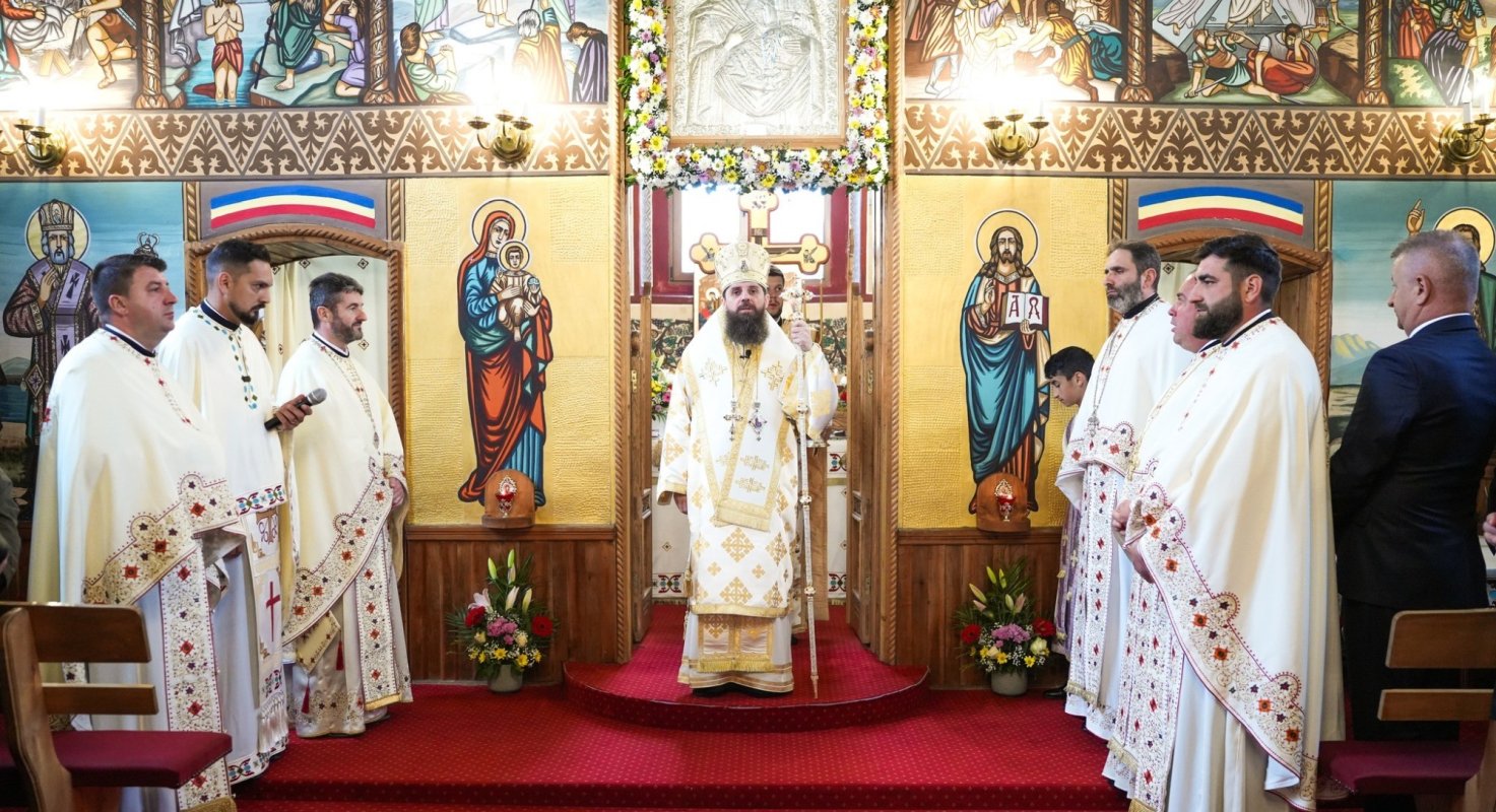 Binecuvântarea lucrărilor la biserica din Plopiș, județul Sălaj 331440