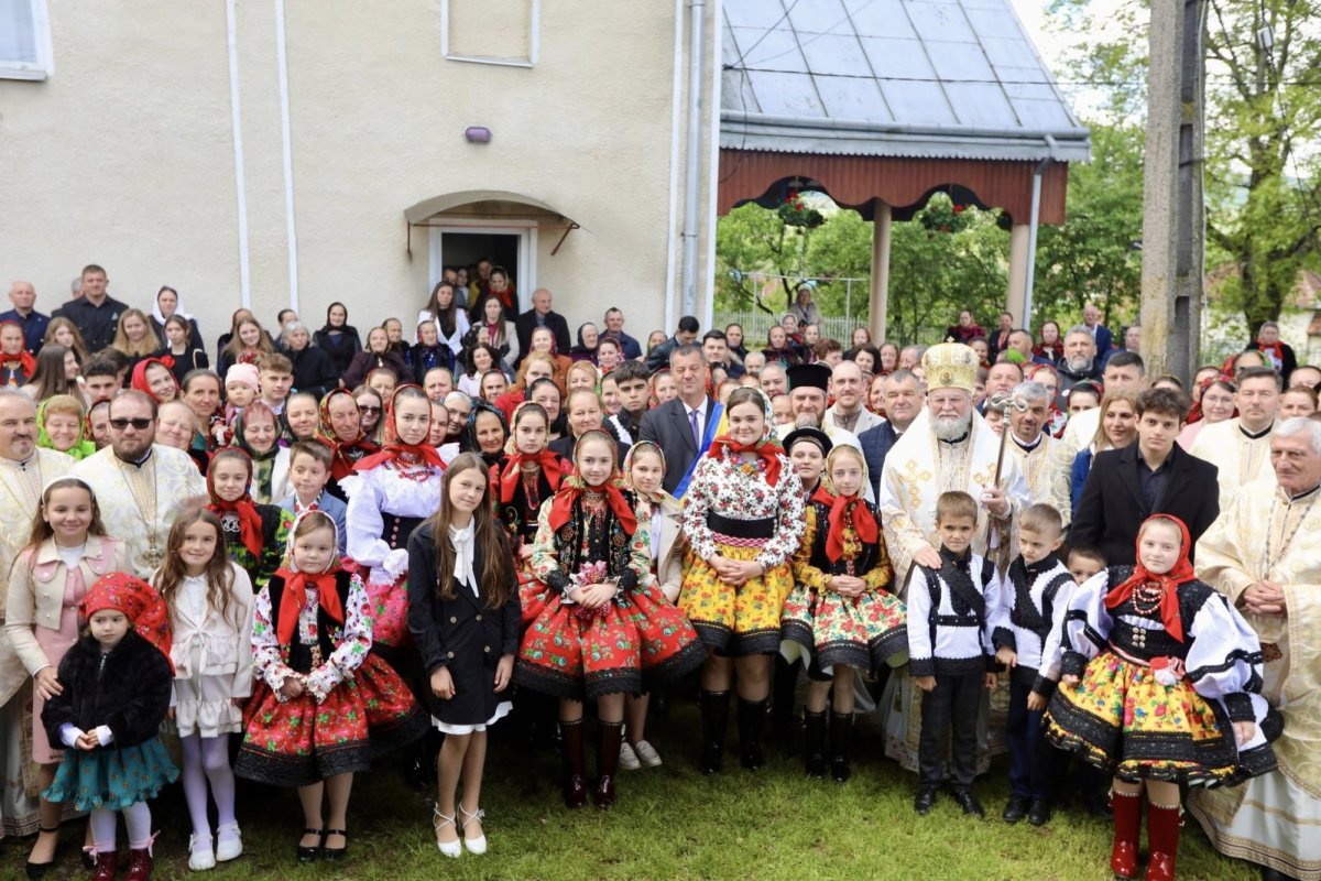 Sfinţirea capelei de cimitir în Parohia Comlăușa, Protopopiatul Oaș 331435