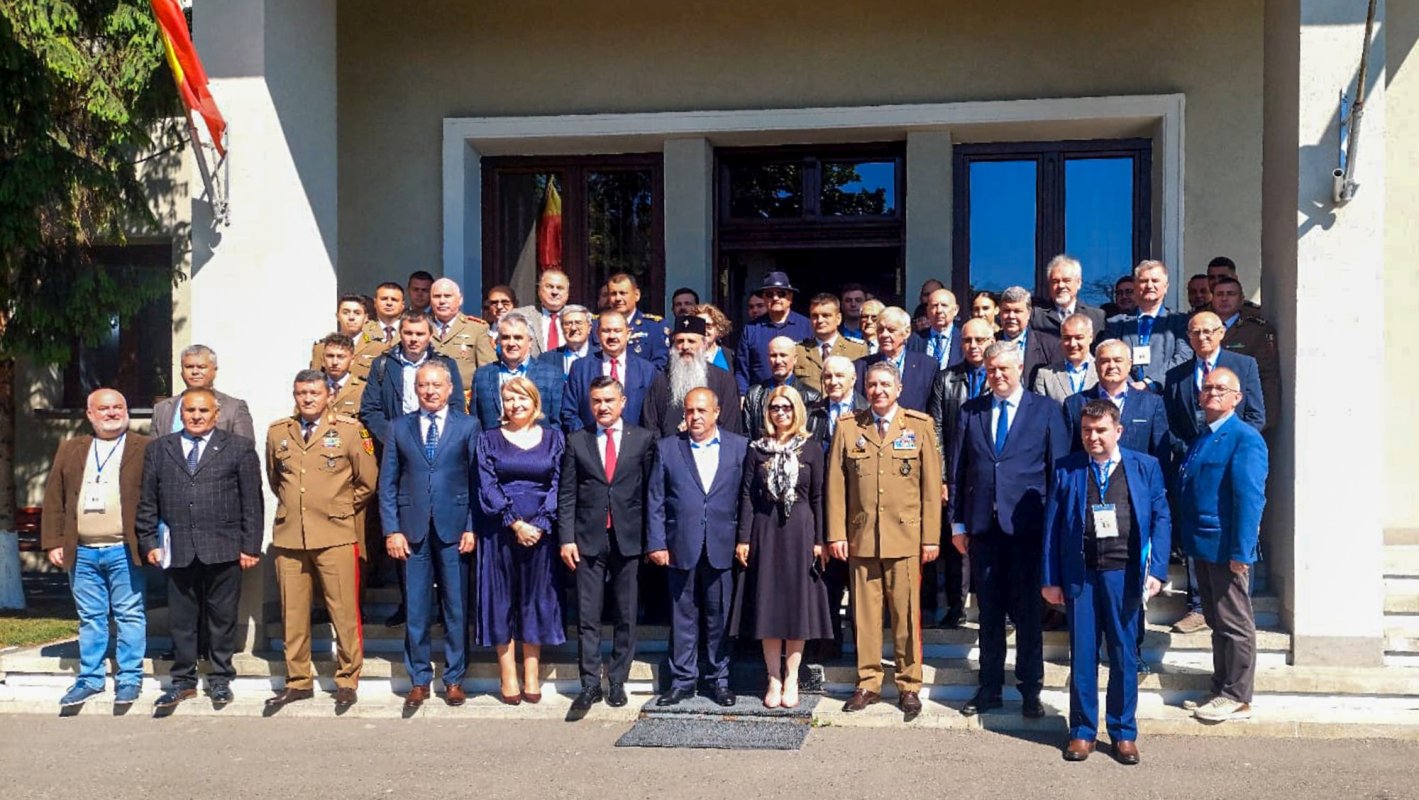 Simpozion comemorativ la Cercul Militar Iași 331444