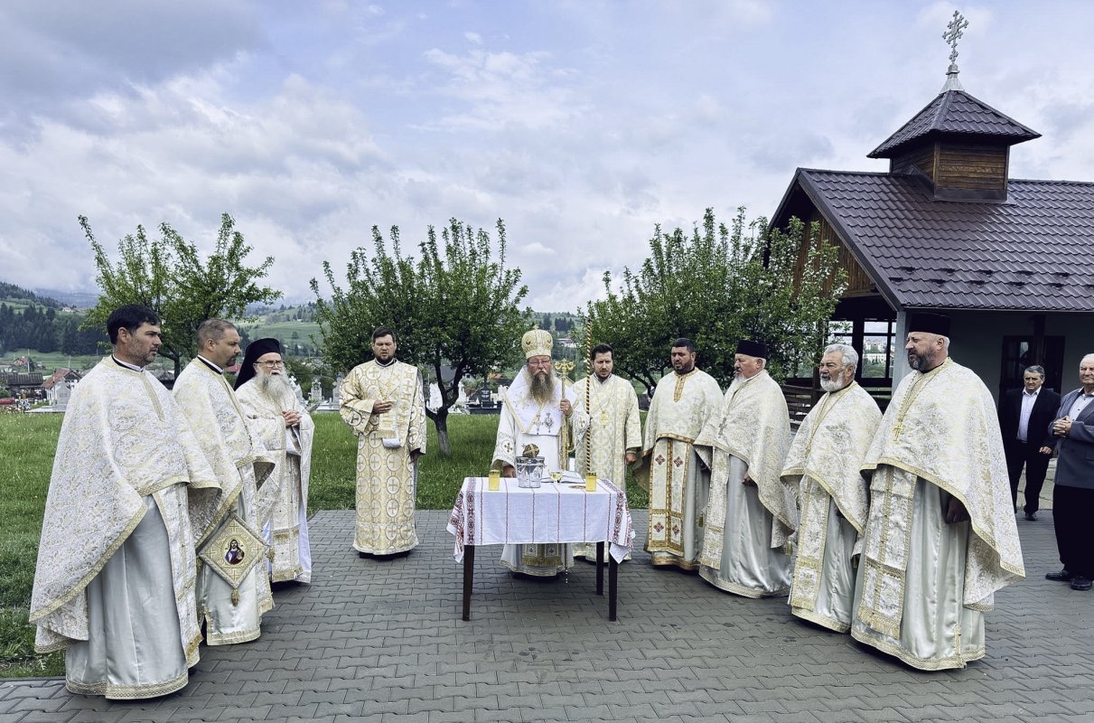 Slujire arhierească la Platoneşti, judeţul Harghita 331436