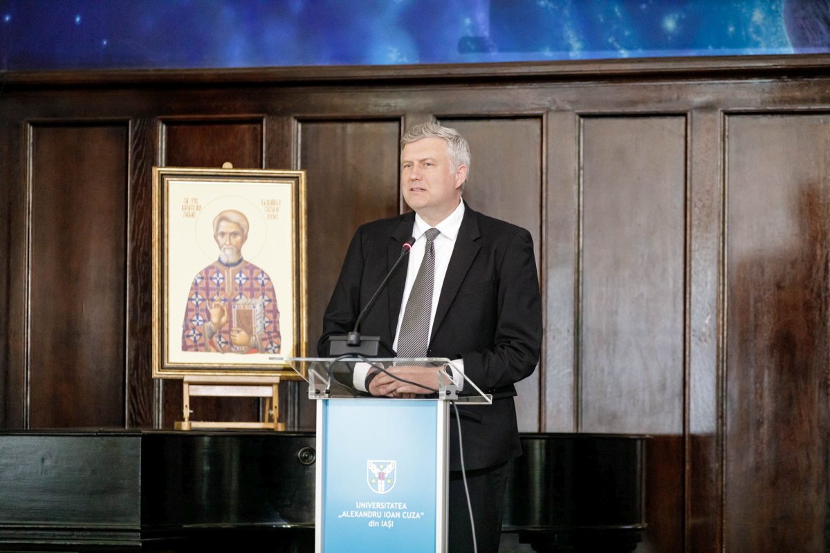 A XII-a ediție a Simpozionului „Dumitru Stăniloae” la Iași 331628