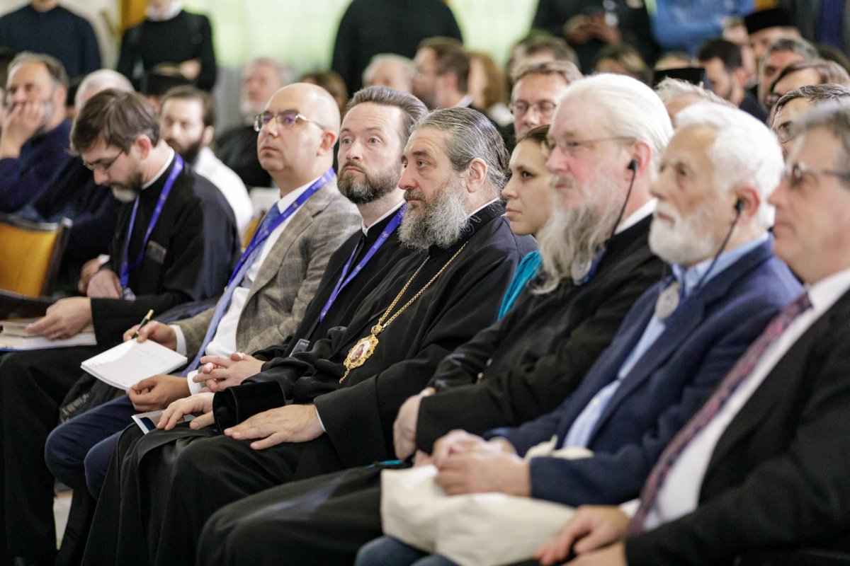 A XII-a ediție a Simpozionului „Dumitru Stăniloae” la Iași 331649