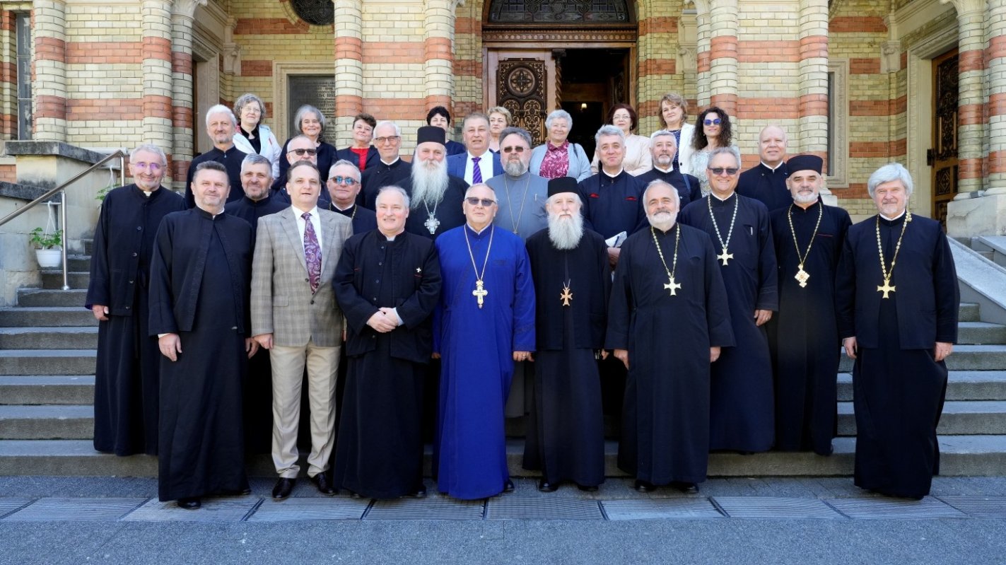 Revedere la Facultatea de Teologie din Sibiu, după 35 de ani de la absolvire 331801