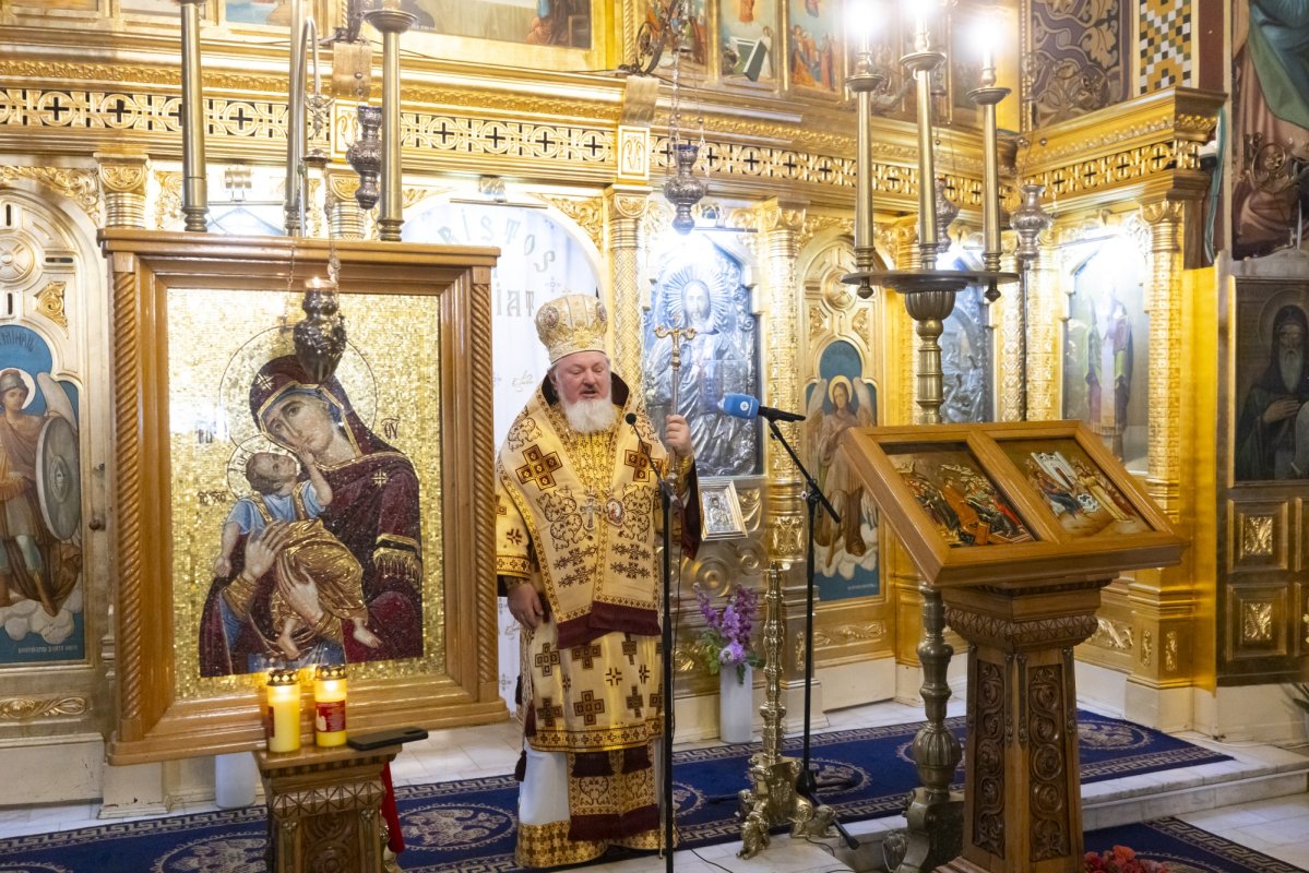 Harul preoției pentru un consilier eparhial al Arhiepiscopiei Bucureștilor 331868