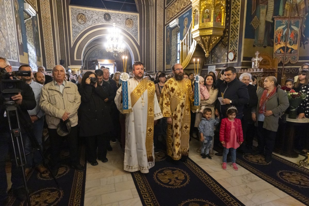 Harul preoției pentru un consilier eparhial al Arhiepiscopiei Bucureștilor 331869