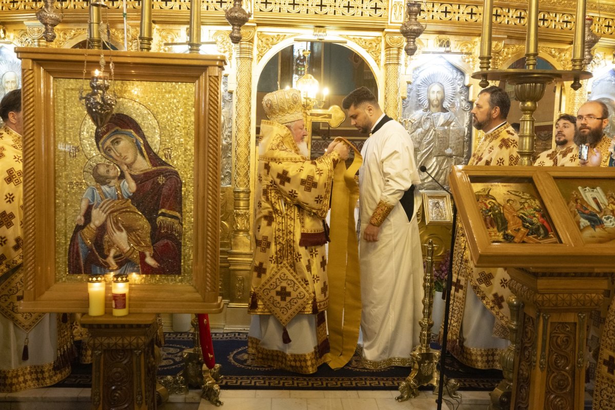 Harul preoției pentru un consilier eparhial al Arhiepiscopiei Bucureștilor 331875