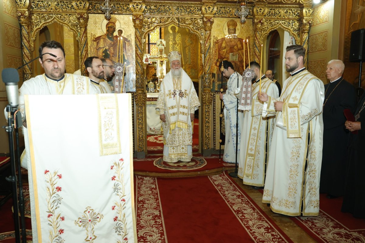 Mitropolitul Nestor Vornicescu, pomenit la 25 de ani de la trecerea la Domnul 331952