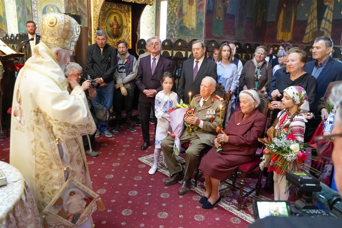 O icoană frumoasă a vieții creștinești și românești 331894