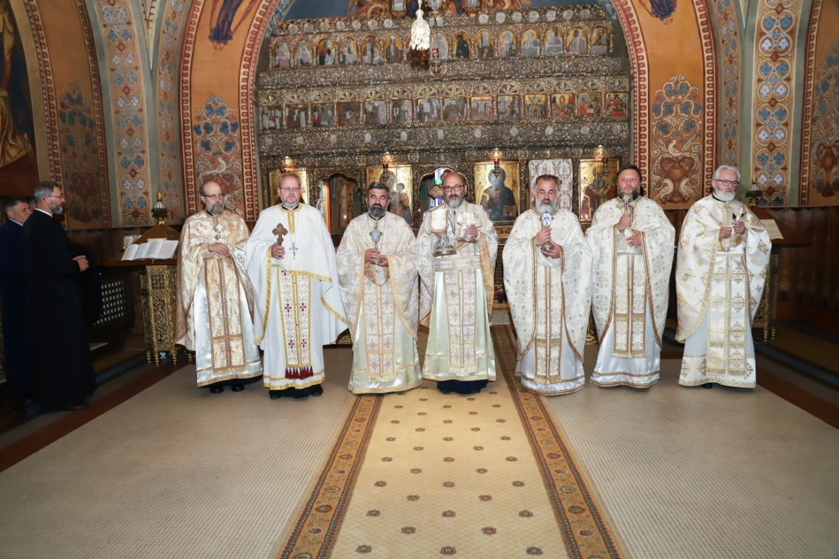 Revedere la Facultatea de Teologie din Sibiu, după 30 de ani de la absolvire 332081