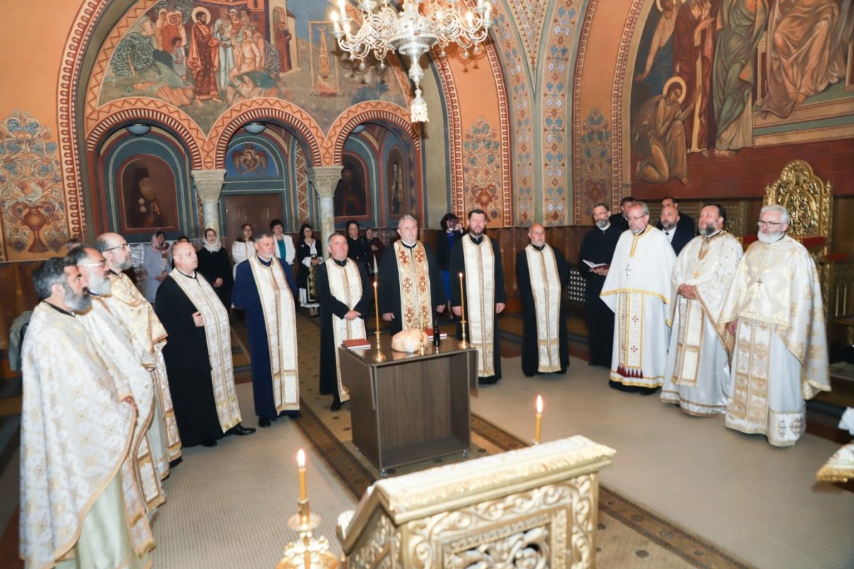 Revedere la Facultatea de Teologie din Sibiu, după 30 de ani de la absolvire 332083
