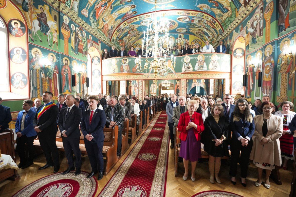 Slujire arhierească în Parohia Surduc, judeţul Sălaj 332056