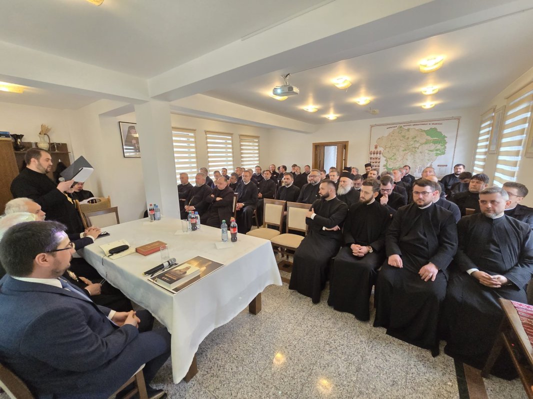 Conferință preoțească de primăvară în Protopopiatele Gherla și Năsăud 332144