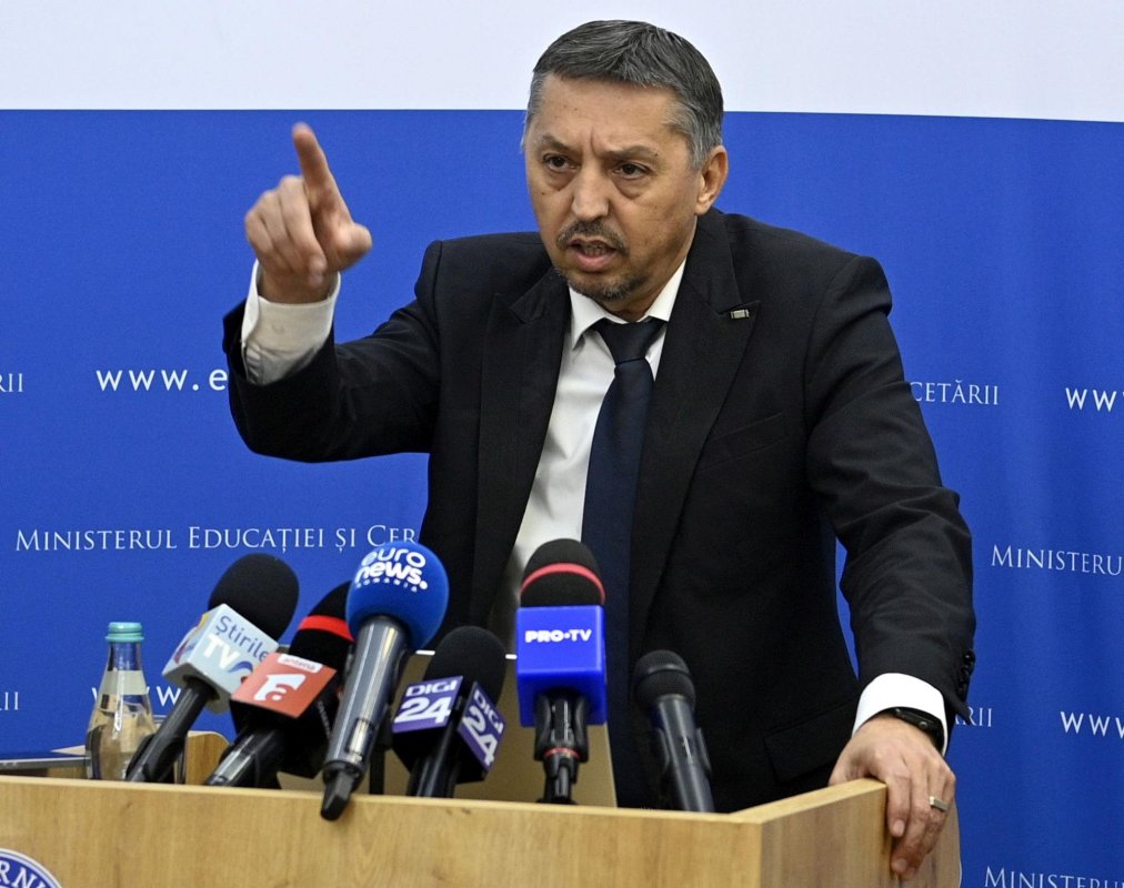 Diagnosticul pus de ministrul Daniel David învăţământului românesc 332133