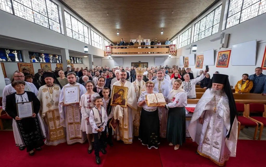 Moment aniversar într-o parohie românească din Austria 332248