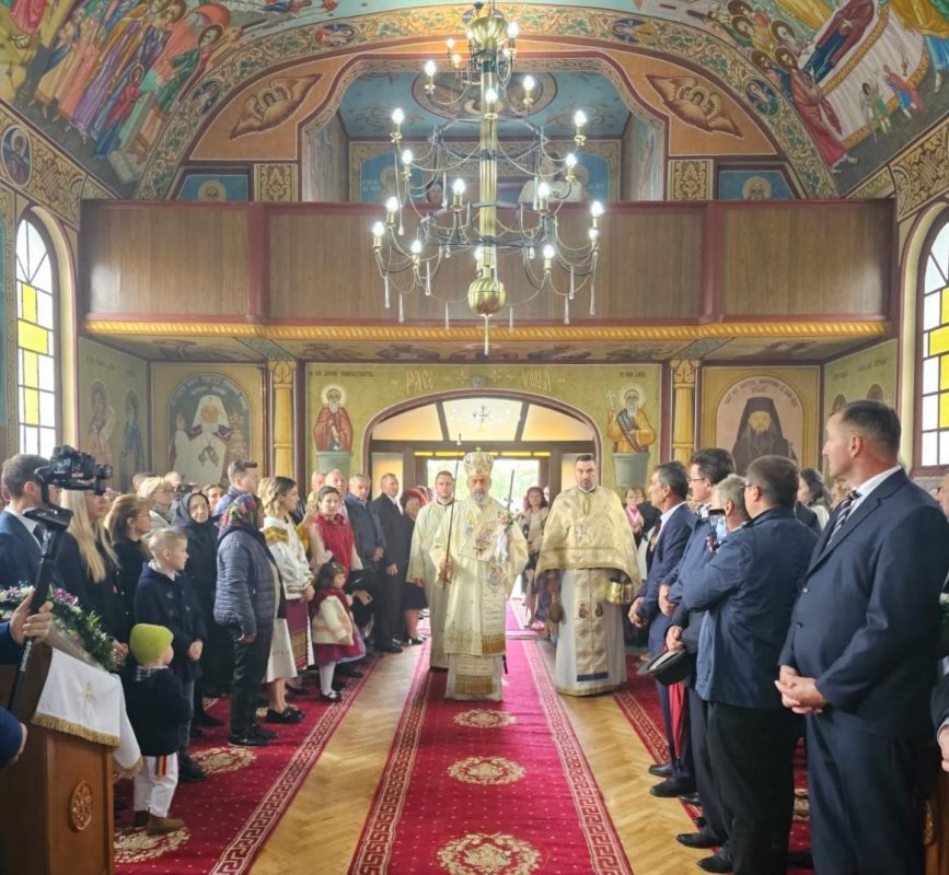 Resfințirea bisericii din Parohia Logig, Protopopiatul Reghin 332157