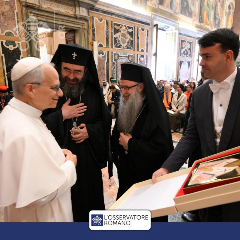 Patriarhul Ecumenic Bartolomeu s-a întâlnit cu Papa Leon al XIV-lea 332371