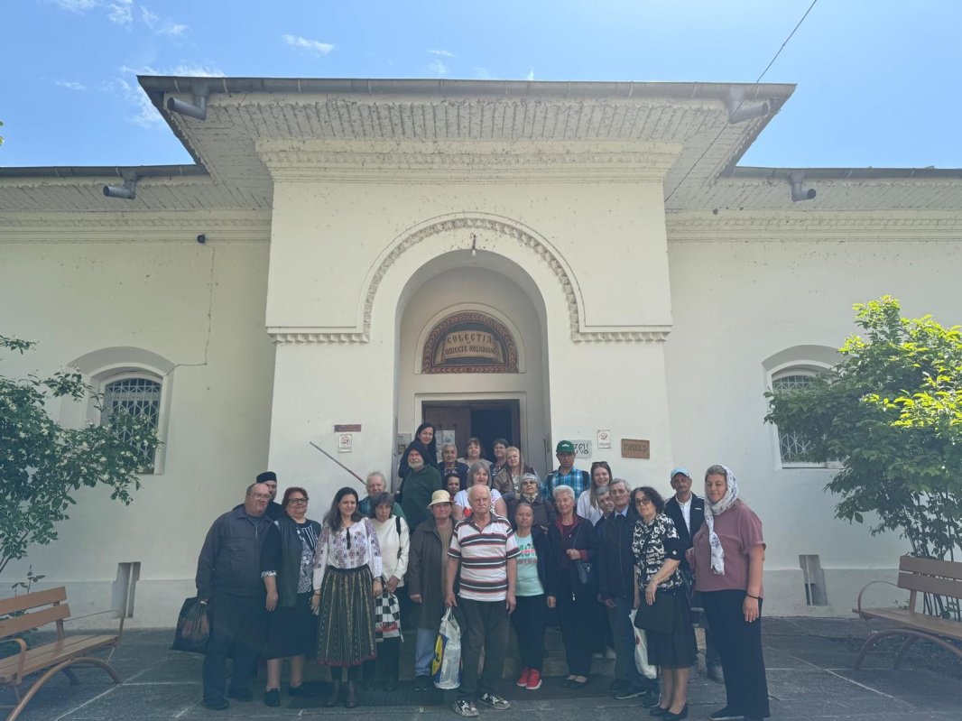 Pelerini bucureșteni la două mănăstiri ilfovene 332466
