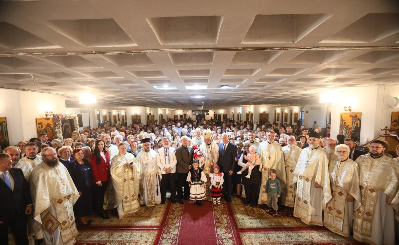 Sărbătoarea Bisericii „Sfinții Constantin şi Elena” din Satu Mare 332434