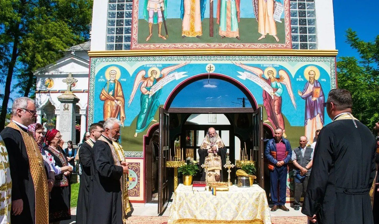 Sfințire de clopotniță în parohia vasluiană Grivița 332443