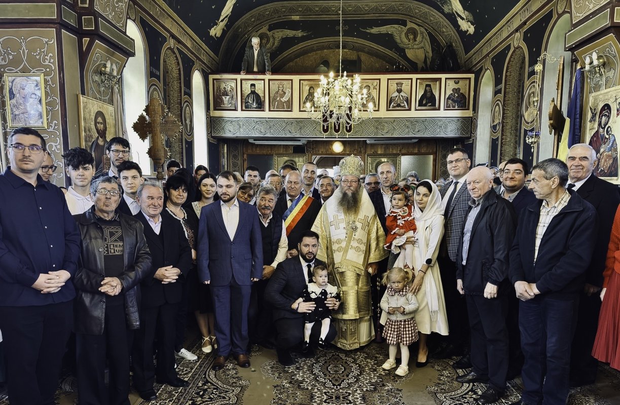 Slujire arhierească la Chichiş, judeţul Covasna 332429