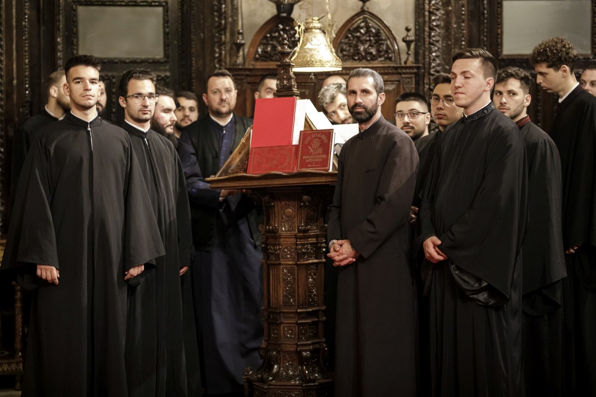 Liturghie arhierească în ultima zi a Festivalului de Muzică Bizantină de la Iași 332577