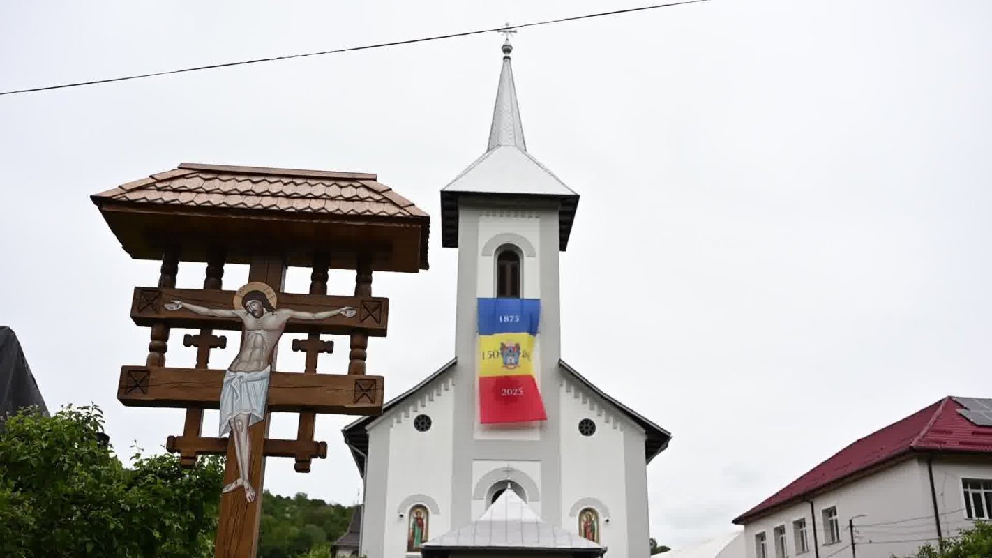 Resfințirea Bisericii „Sfinții Arhangheli Mihail și Gavriil”-Ilva Mică I 332563
