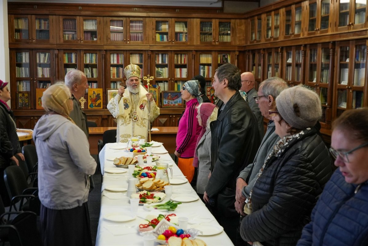 Comuniune cu persoanele nevăzătoare din Galați 332703